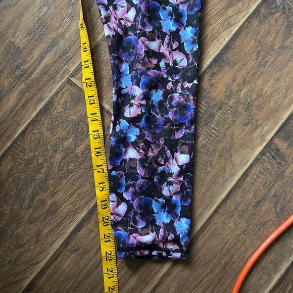Fabletics Purple and Blue Floral Leggings - Picture 4 of 5